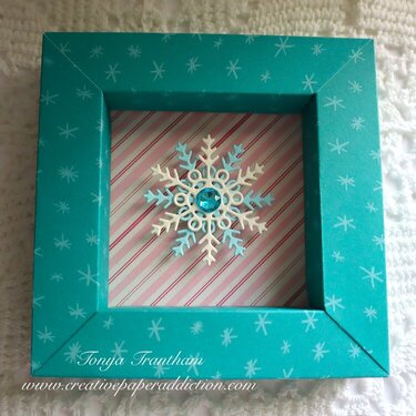 Mini Snowflake Frame